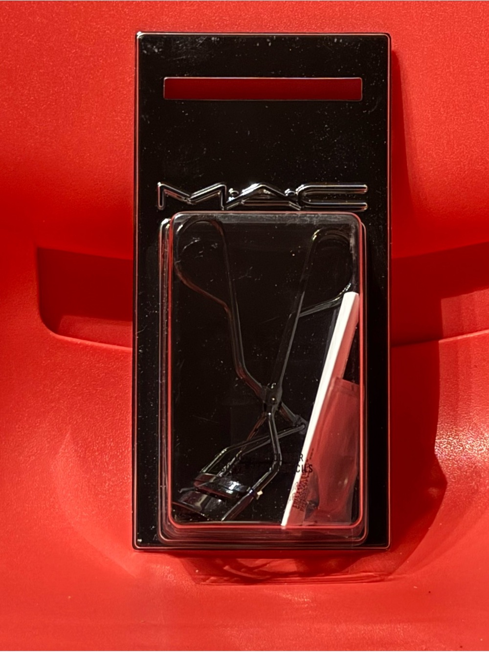 New! MAC Cosmetics Black Full Eyelash Curler